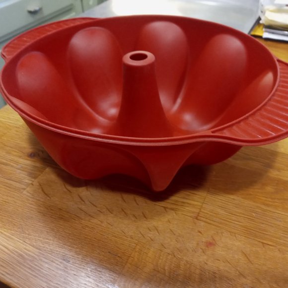 SILICONE Bundt / quiche pan SET OF 2 - Picture 4 of 5